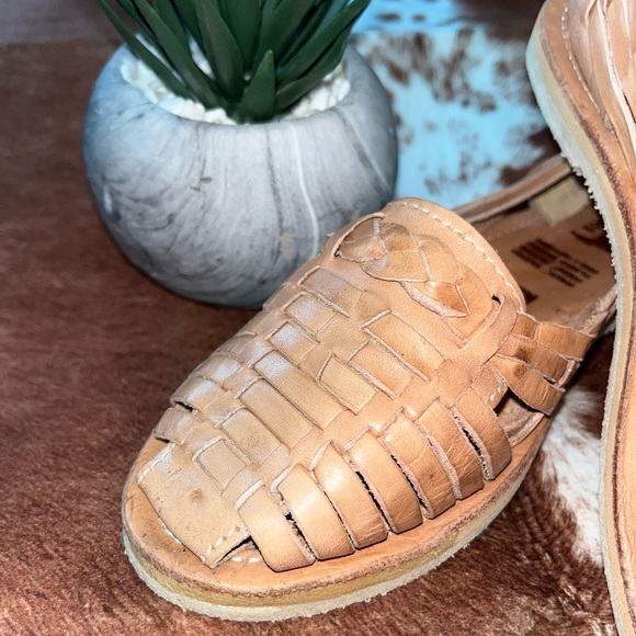 Braided Mexican Huarache - Picture 2 of 3